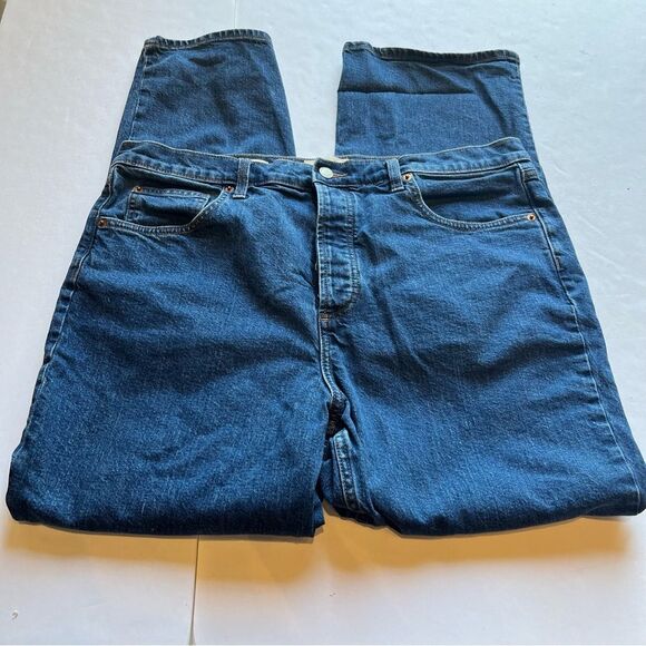 Universal Thread Women's Highest Straight Blue Jeans Size 16 - Picture 1 of 8